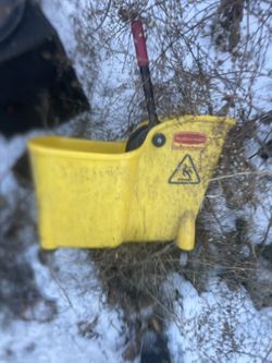 Mop Bucket 