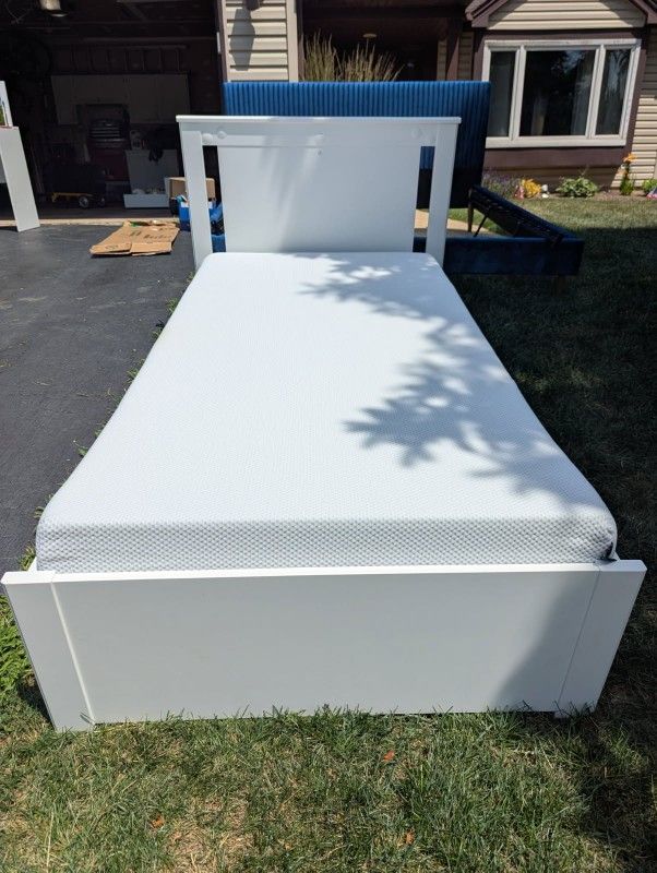Twin Size Bedframe, Dresser, Vanity