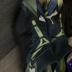 Puma future 7 ultimate Fg size 9.5 men’s