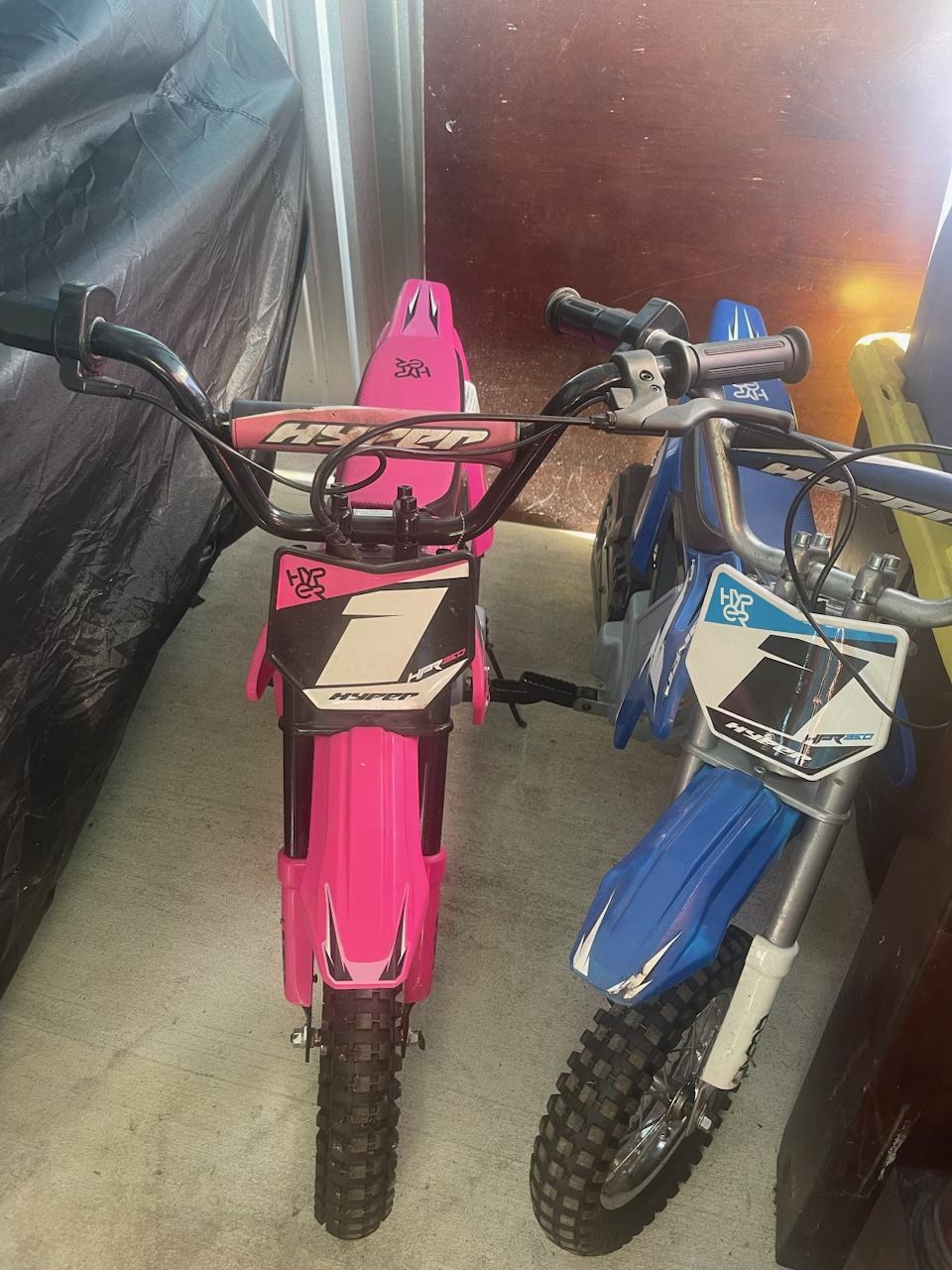 2 Razor MX350 24V Motorcross Bikes