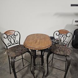Bar Table