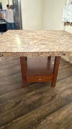 Free Tables 1 large & 2 small tables (end table & TV stand)