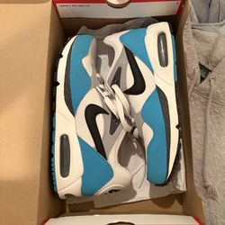 Women’s Nike Air Max