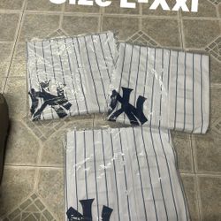 Aaron Judge Yankees jersey Sizes Large-xxl