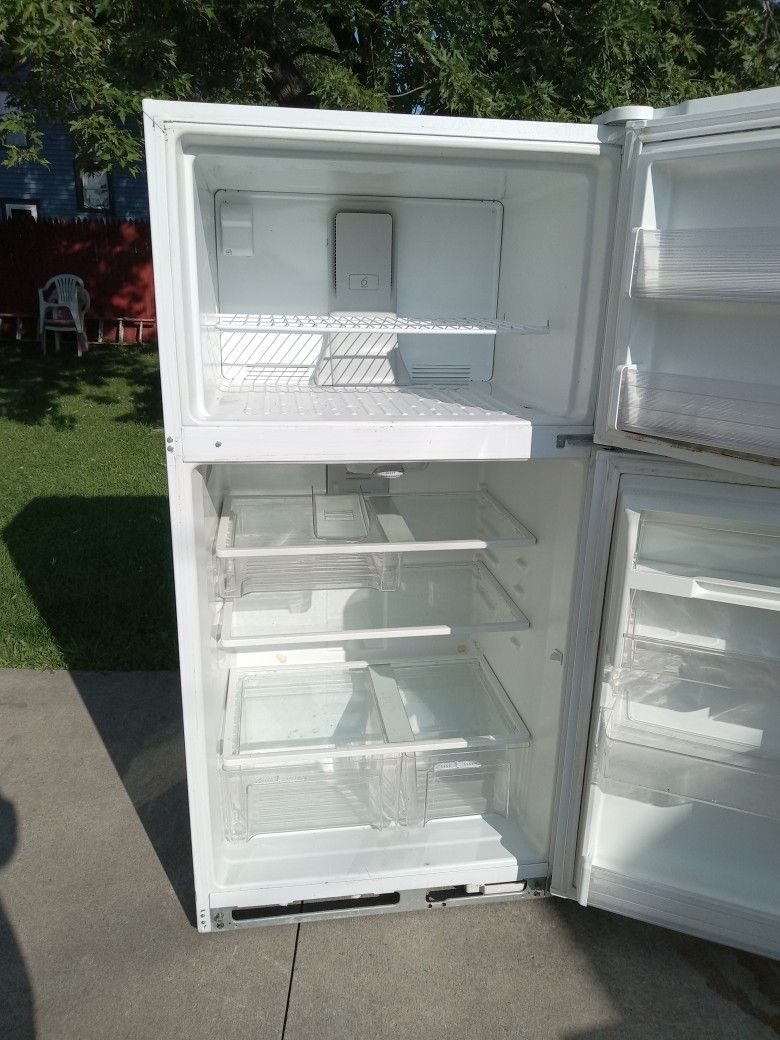 Whirlpool Refigeator