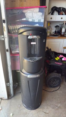 Water dispenser