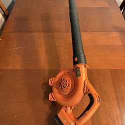 40V MAX 120 MPH 90 CFM Cordless Battery Powered Handheld Leaf Blower with (1) 1.5Ah Battery (CHARGER NOT INCLUDED)