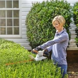 18" 20V CORDLESS EDGE TRIMMER KIT "HARD