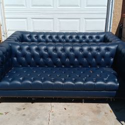 Set Of Couches 