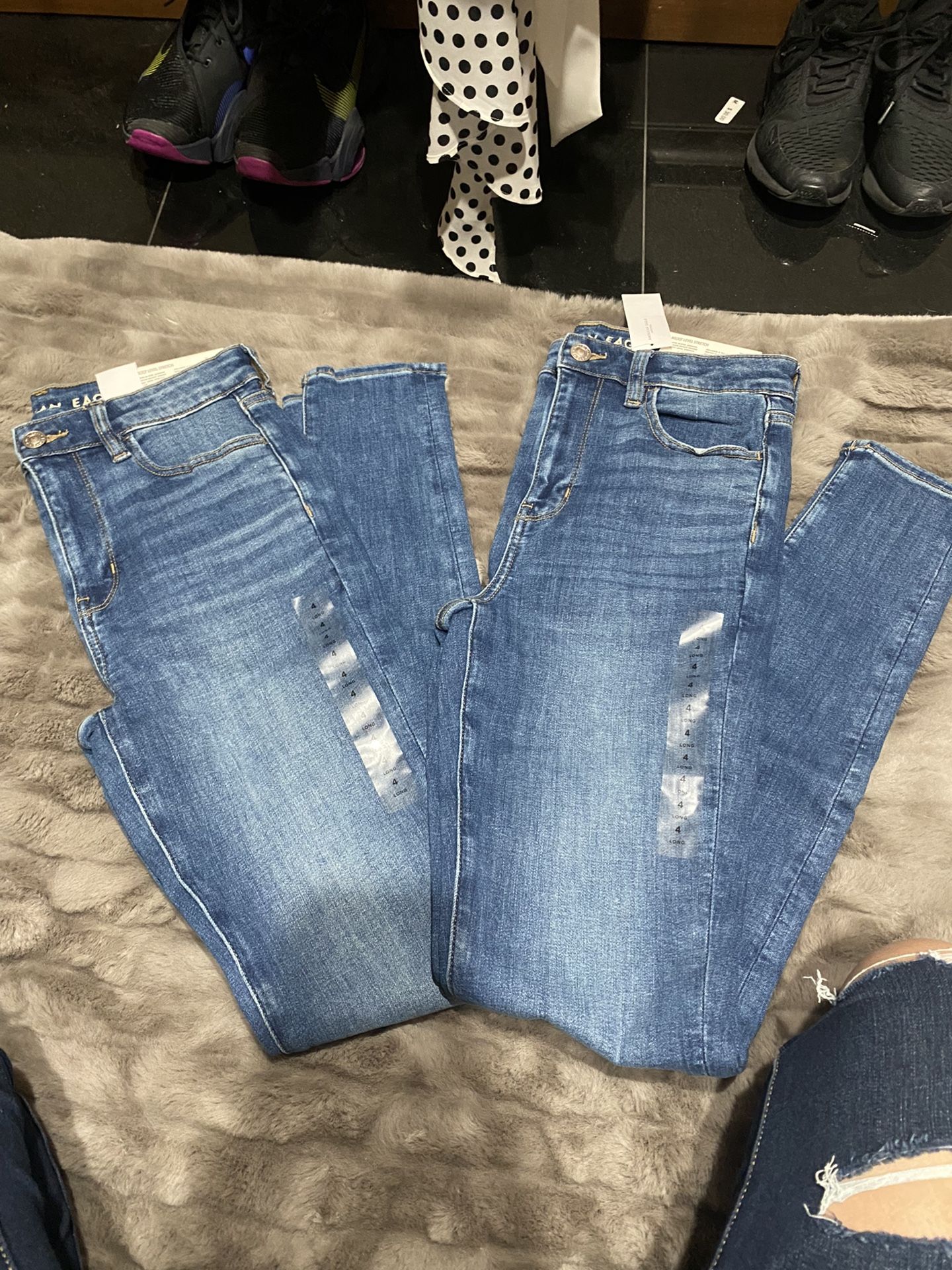 Brand New Women Jeans American Eagle 