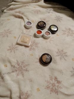 L'oReal Women Make Up