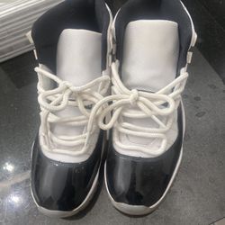 Air Jordan 11 Concord (2018)