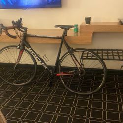 Focus Cayo XL Carbon fiber Road Bike