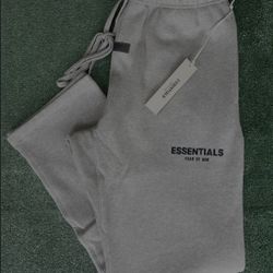 Dark oat essential sweats