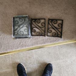 Scroll Bracket Pairs