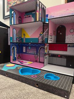 LOL Surprise DOLL House