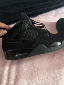 BLACK CATSSS