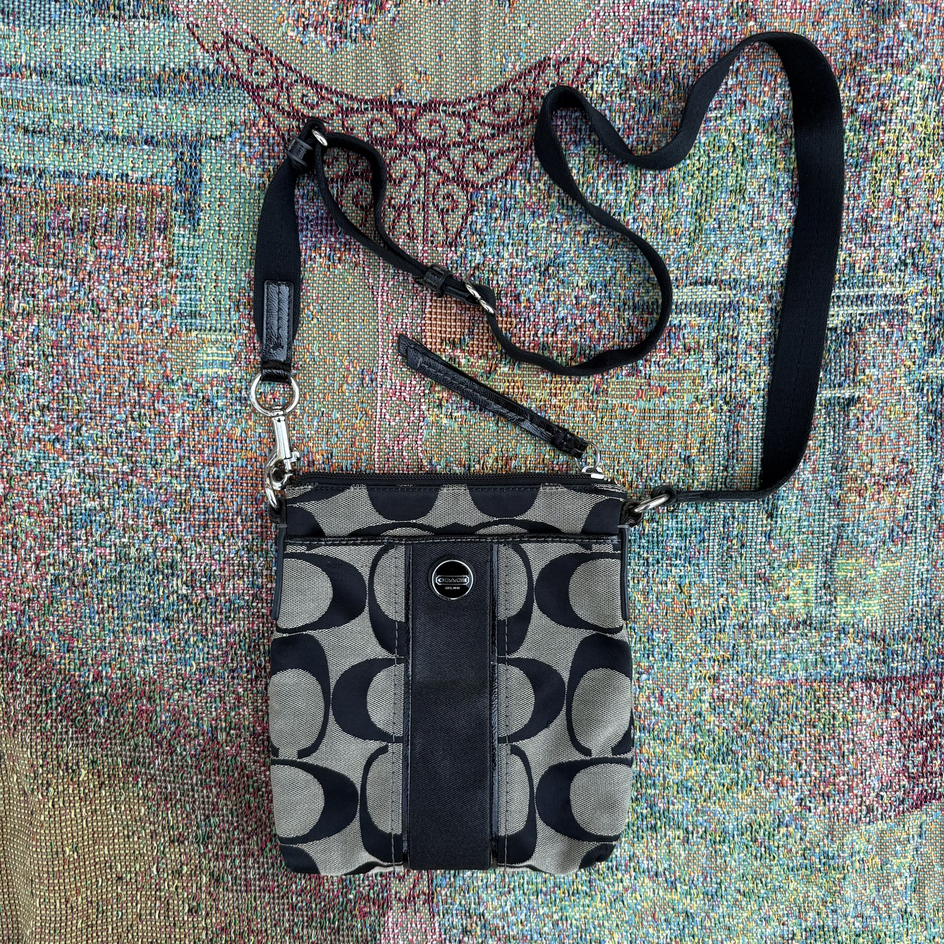 COACH Signature Canvas Crossbody Bag (y2k/vintage)