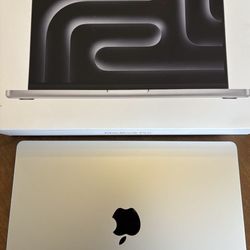 Apple MacBook Pro 14" M4 Pro chip 24GB RAM 512GB SSD Silver MX2E3LL/A 2024