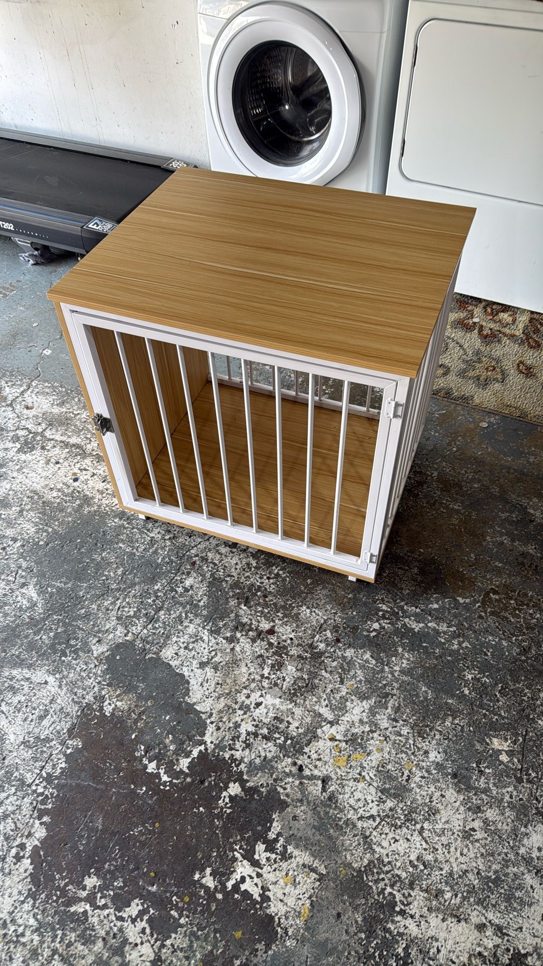 Dog kennel