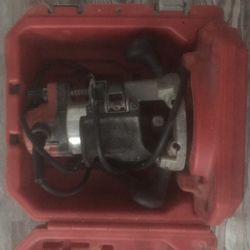 Milwaukee Router 