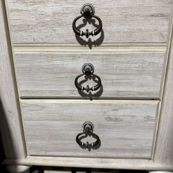 dresser set 