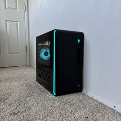 Alienware R16 RTX 4070 Gaming PC