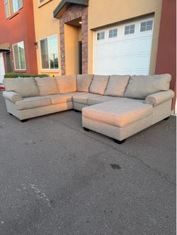 Sectional Couch - Free Delivery