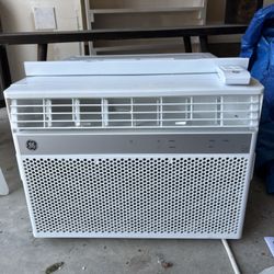GE 12,000 BTU Smart Air Conditioner