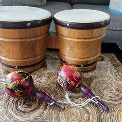 Maracas/wooden Drums 