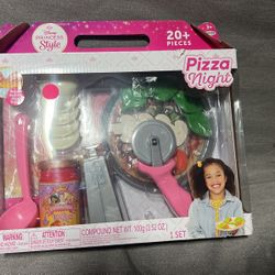 NEW. Disney Princess Majestic Meals Pizza Night Pretend Food Play Meal KiT