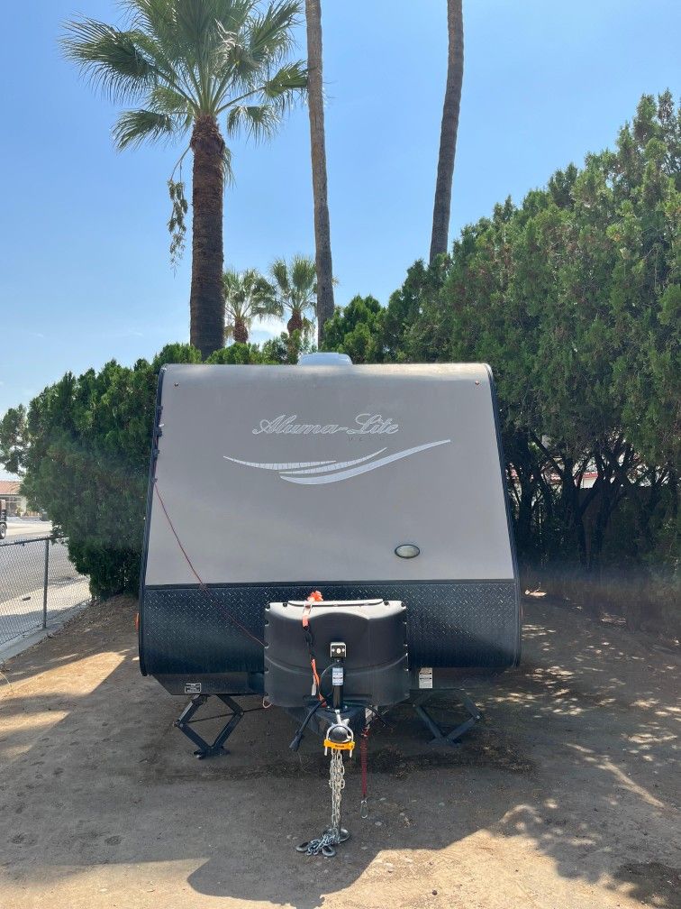 2014 Holiday Rampler Aluma lite
