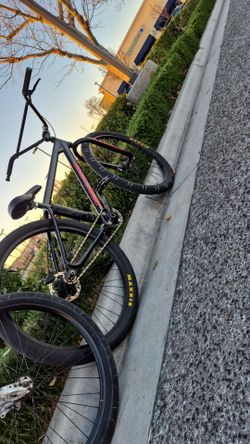 Se 29 inch wheelie bike