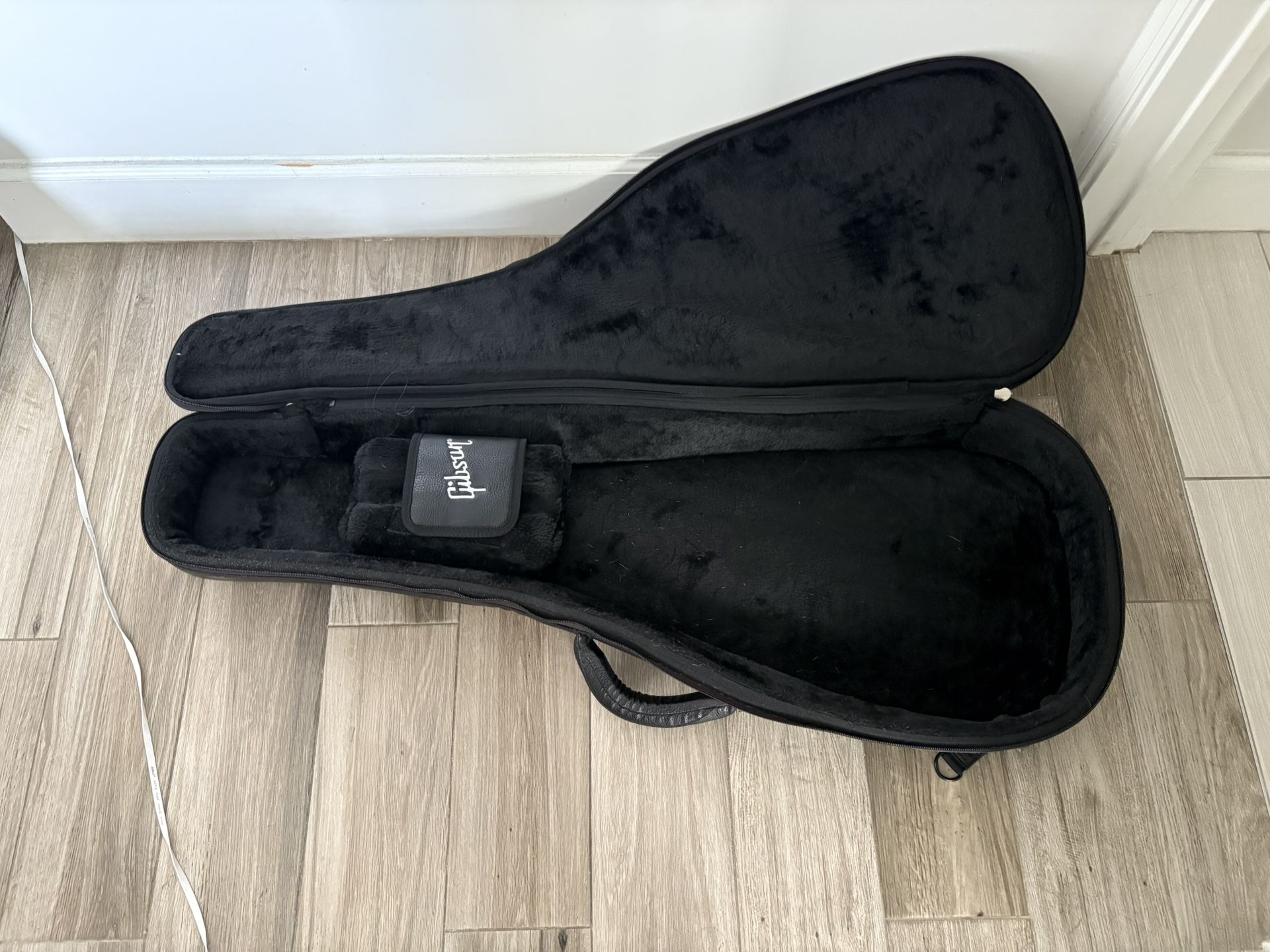 Gibson Les paul case leather