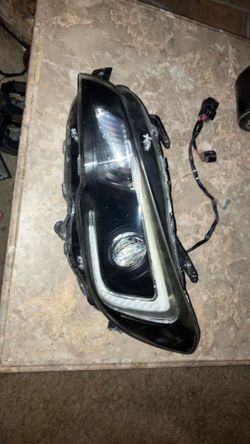 Subaru WRX 2020 headlights