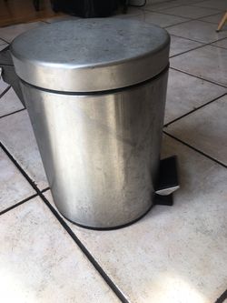 Small trash can $7
