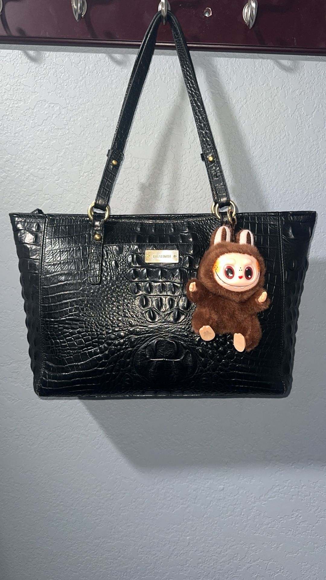 Brahmin black 105884