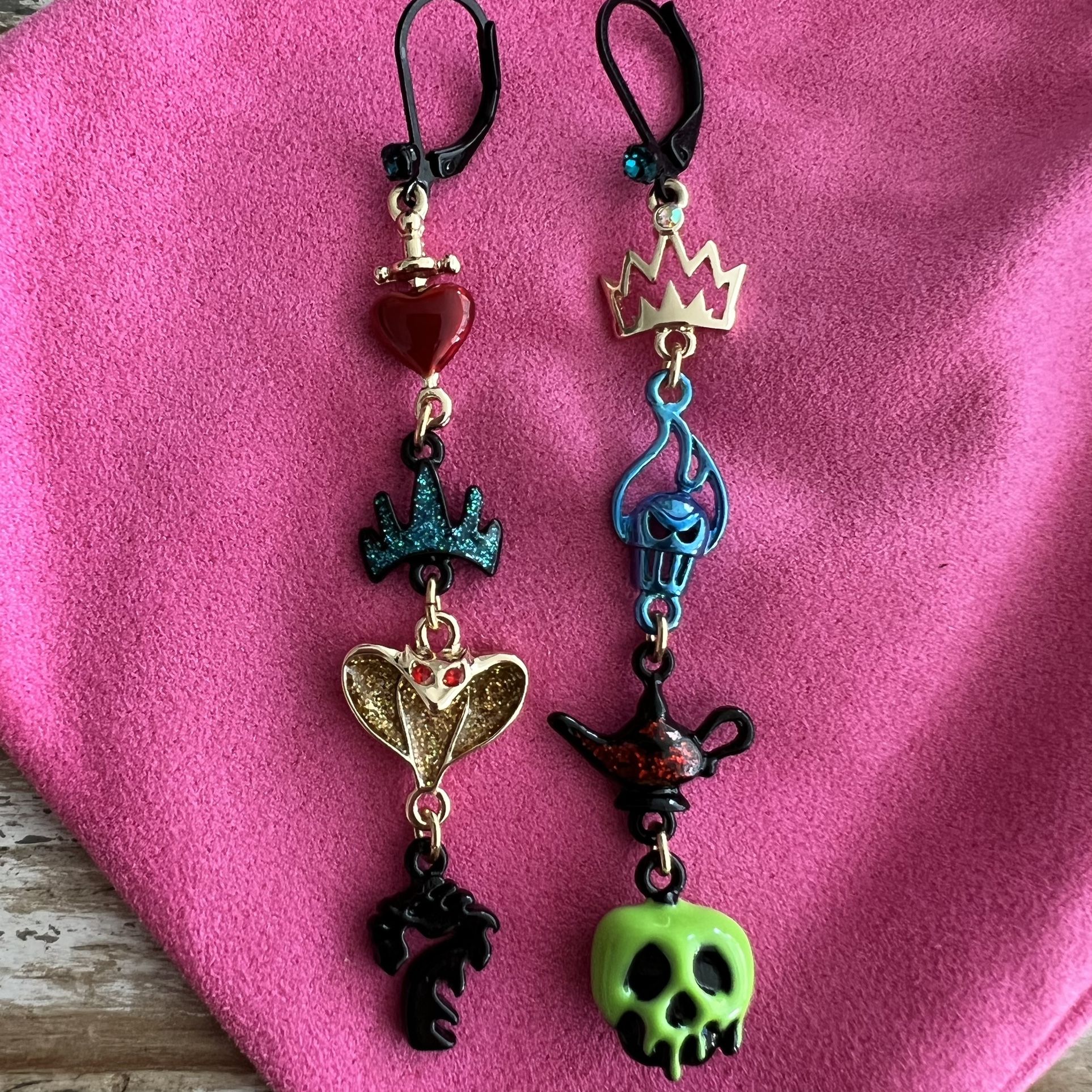 DISNEY X BETSEY JOHNSON PARKS COLLECTION VILLAINS LONG DROP EARRINGS