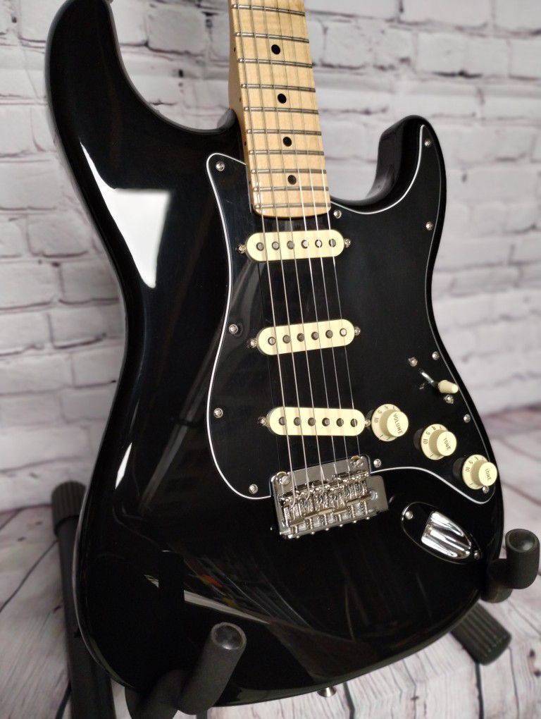 Fender Stratocaster MiM 2020