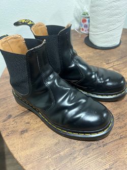 Doc Marten Women’s Chelsea Boots
