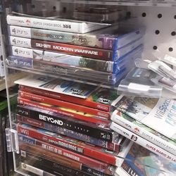 9% off New Retro Video Games Restocked at Crescent Moon Music and Collectibles 