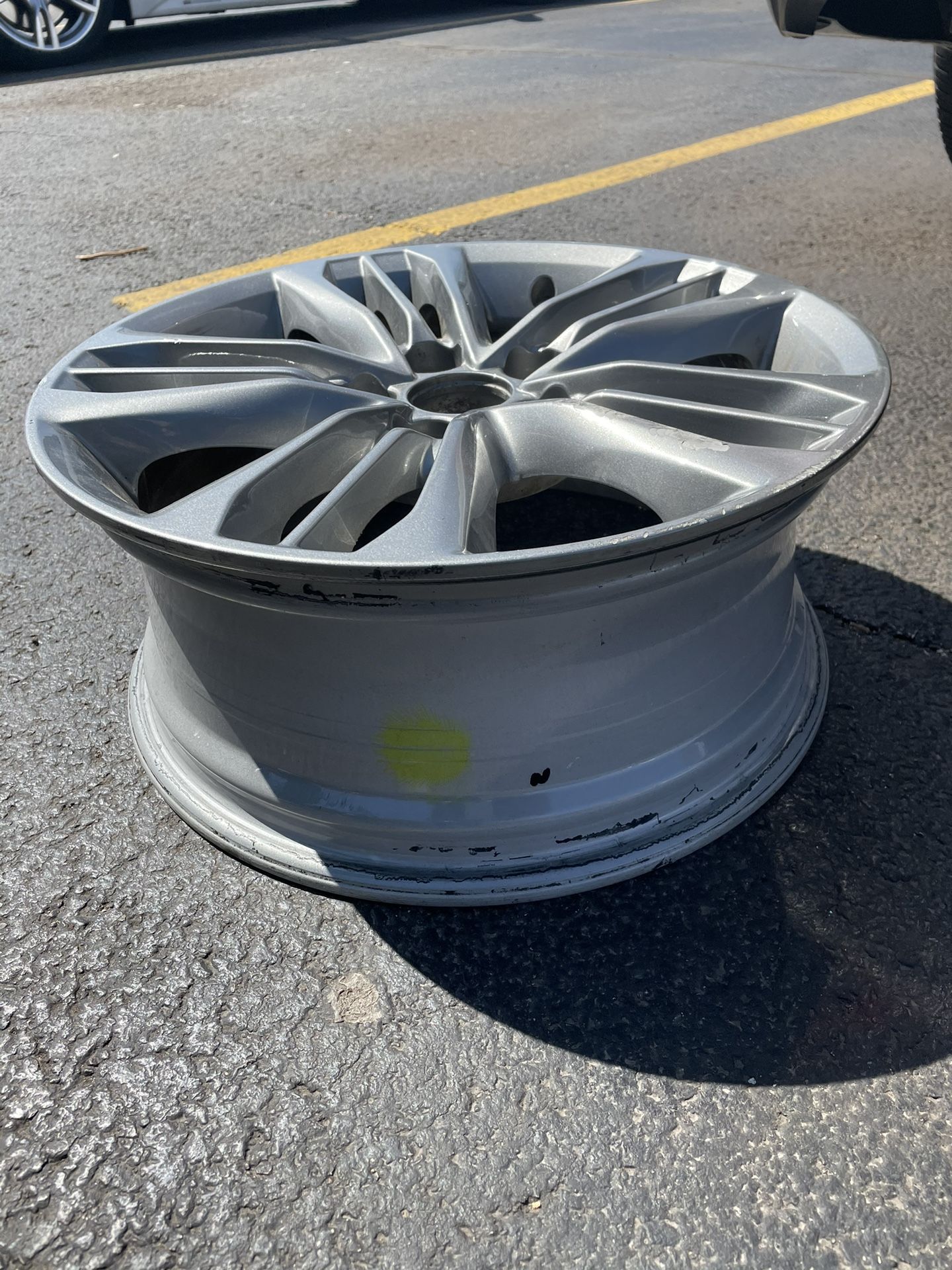 ONE CAR RIM