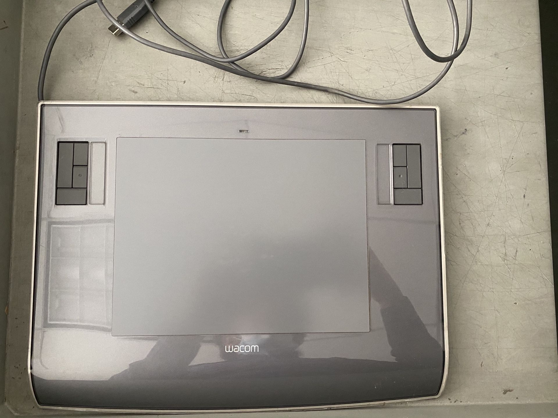 WACOM INTUOS 3 PTZ-630 6x8 GRAPHICS TABLET PTZ630 (TABLET ONLY).
