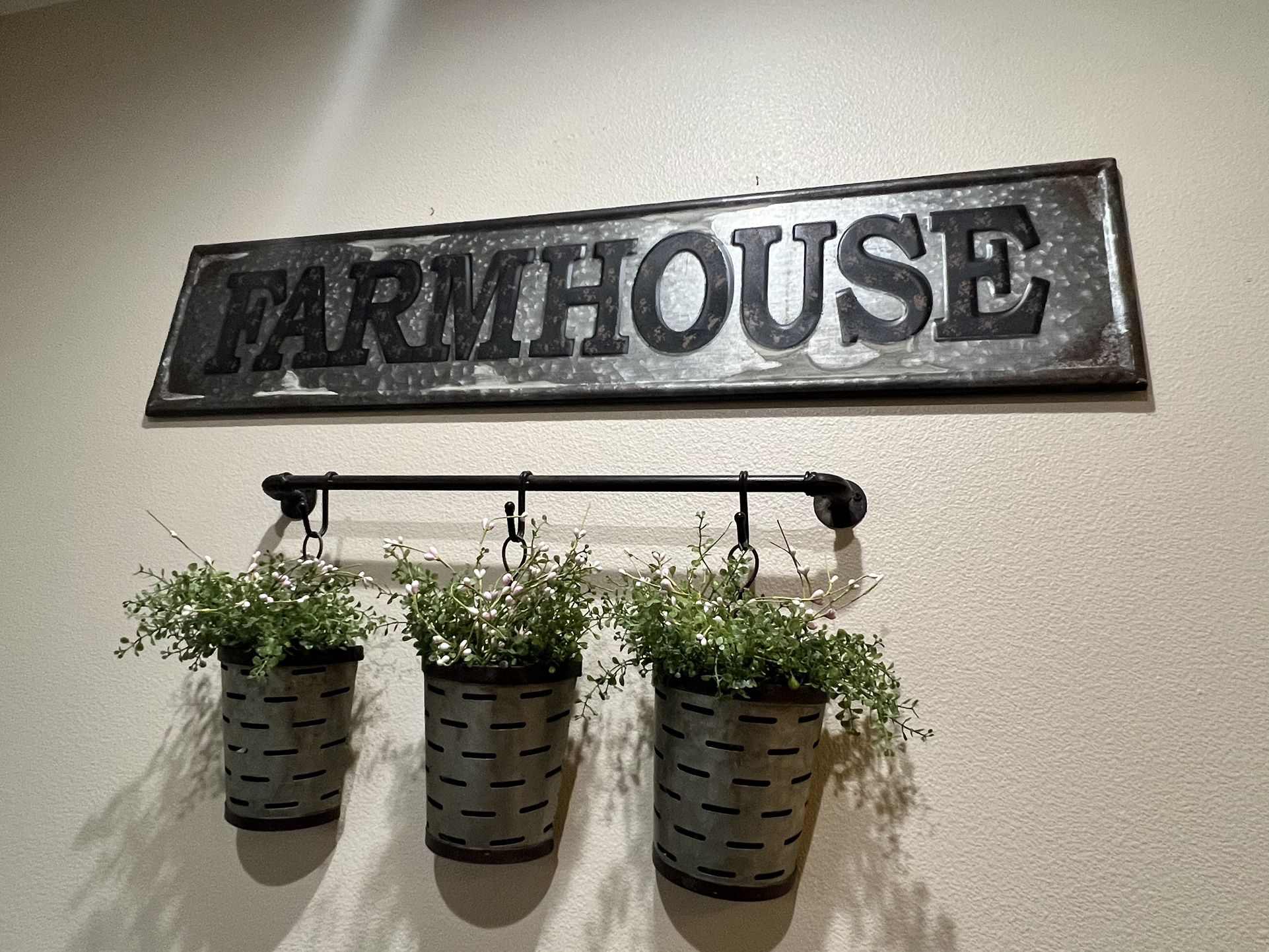 Plant Holder - Farmhouse Decor