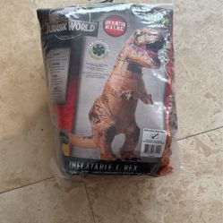 Jurassic World Inflatable, T-Rex