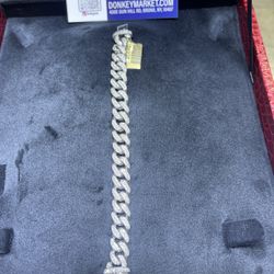 Gold Diamond Bracelet, 14 Karat #26225