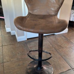 Stool - Adjustable - Brown