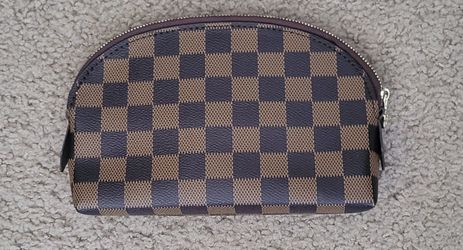 Makeup bag
