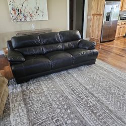 LEATHER COUCH 