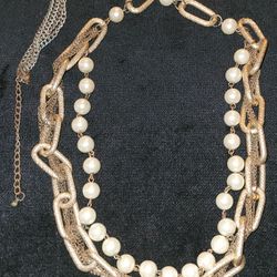 Pearl & Gold Links Necklace
